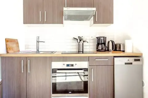 Canebiere 4 - Appartement Climatise Avec Balcon